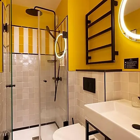 Hotell Brady 3*