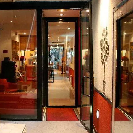 Brady - Gare De L'est Hotel 3*