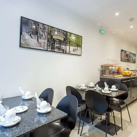 Brady - Gare De L'est Hotel